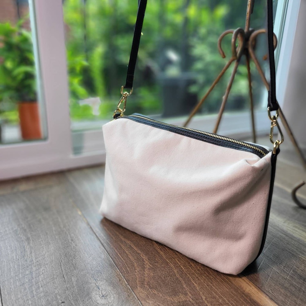 Cuir Veritable Cream Canvas Italian Crossbody Bag Black Leather Strap Italy